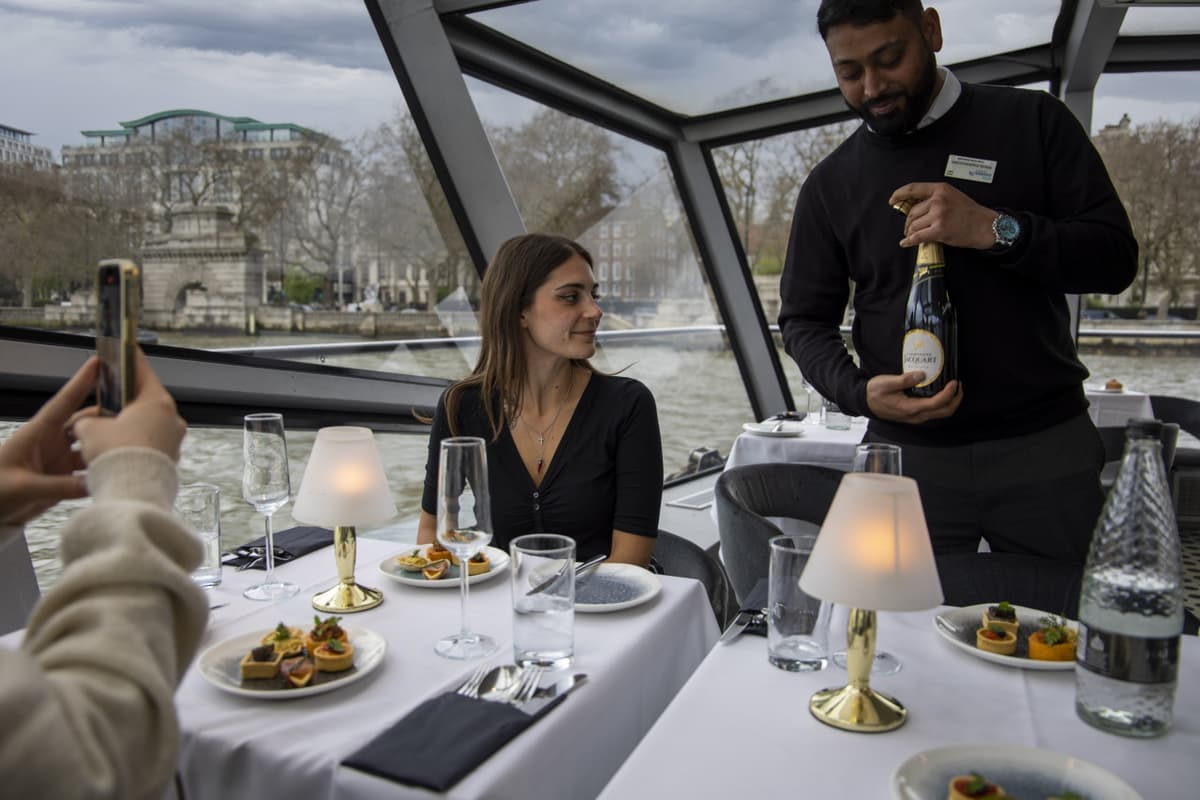 London Dinner Cruise on the River Thames