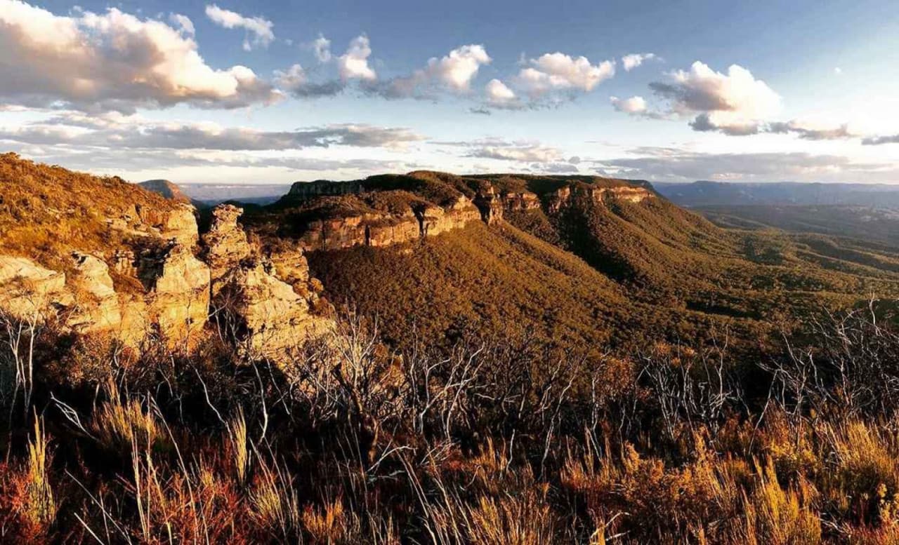 Blue Mountains Private Helicopter and 4WD Tour from Sydney