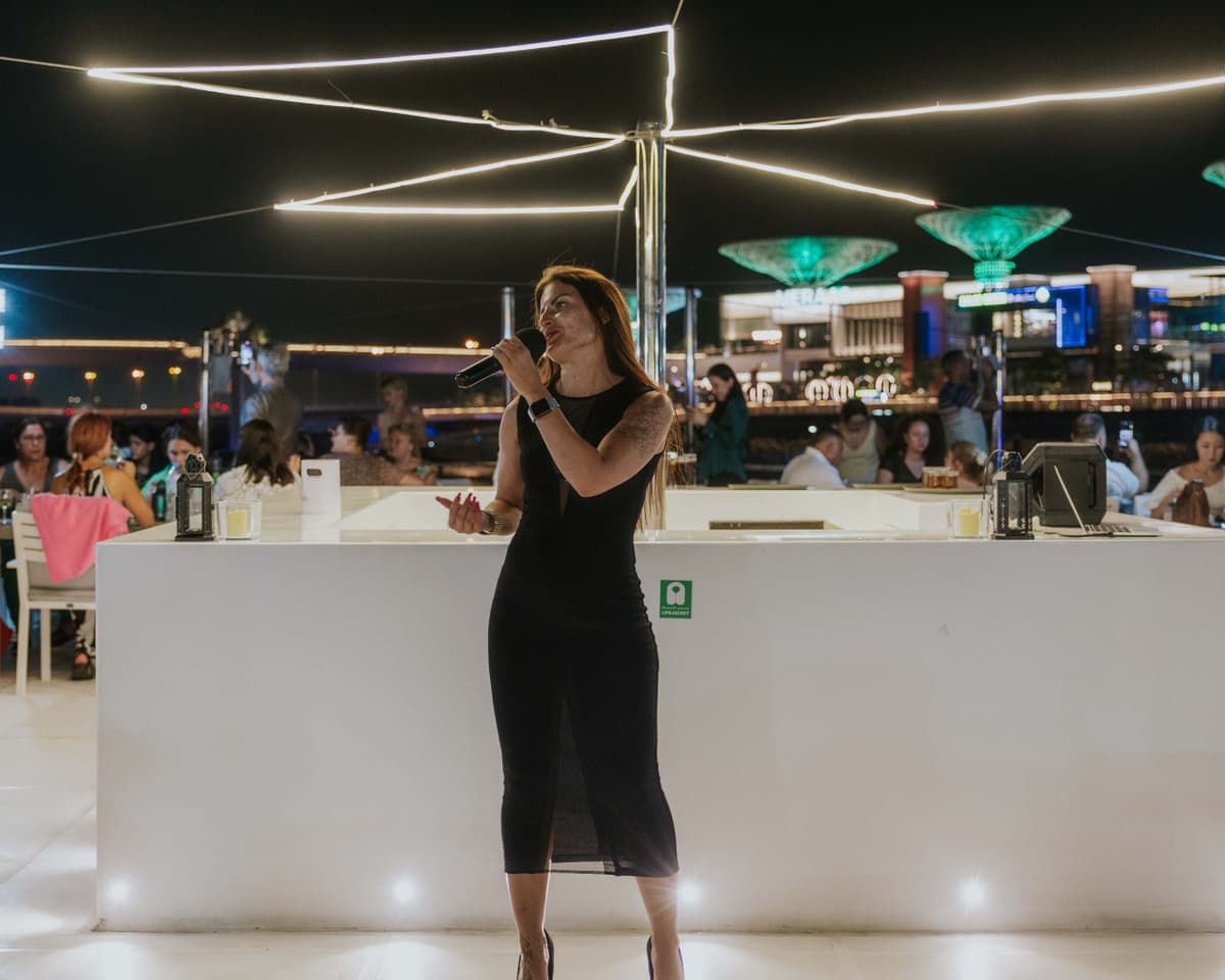 Alexandra Sea Lounge Dinner Cruise in Dubai Marina
