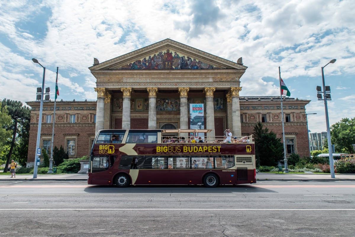 Big Bus Budapest Hop-on Hop-off Bus Tour