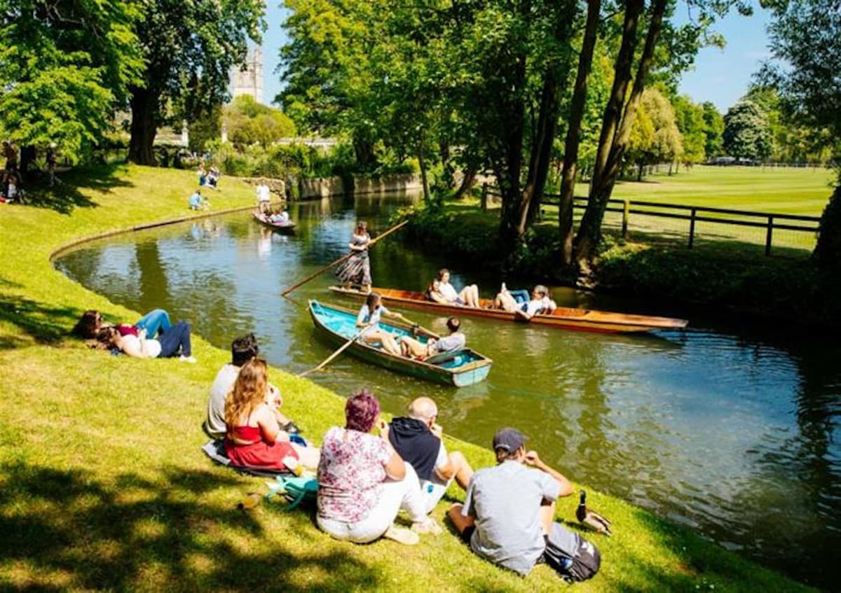 Cambridge and Oxford Tour from London