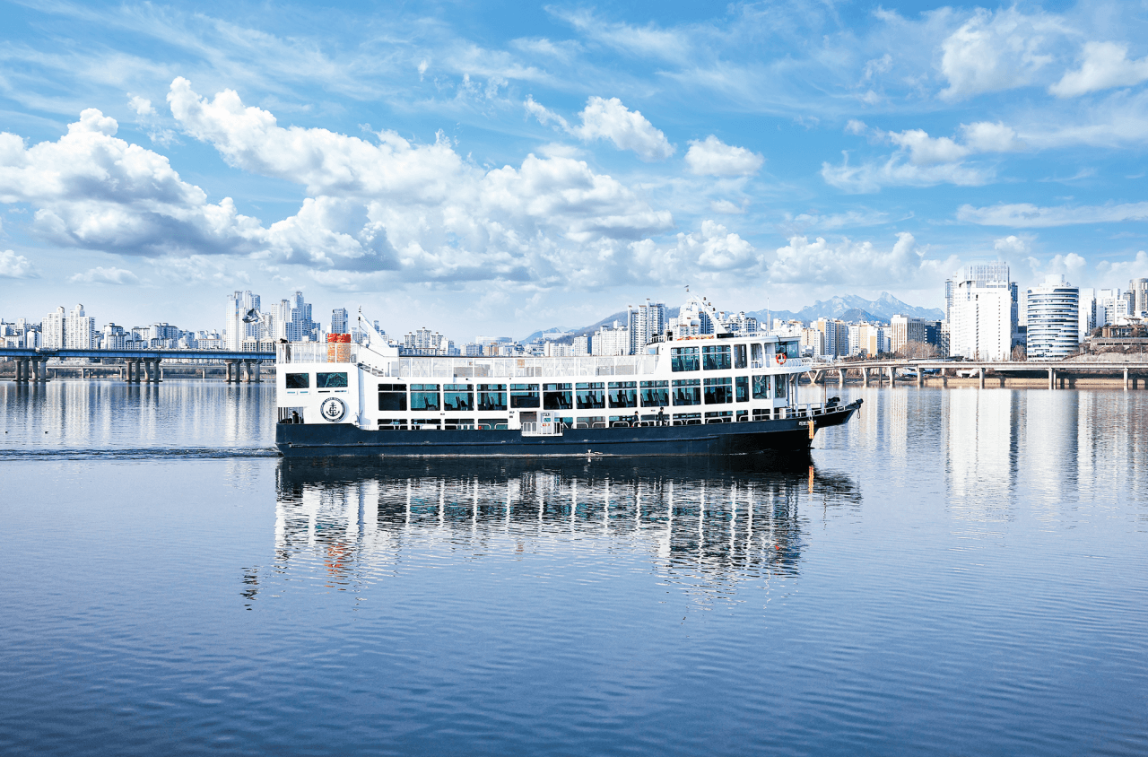 Han River E-land Cruise
