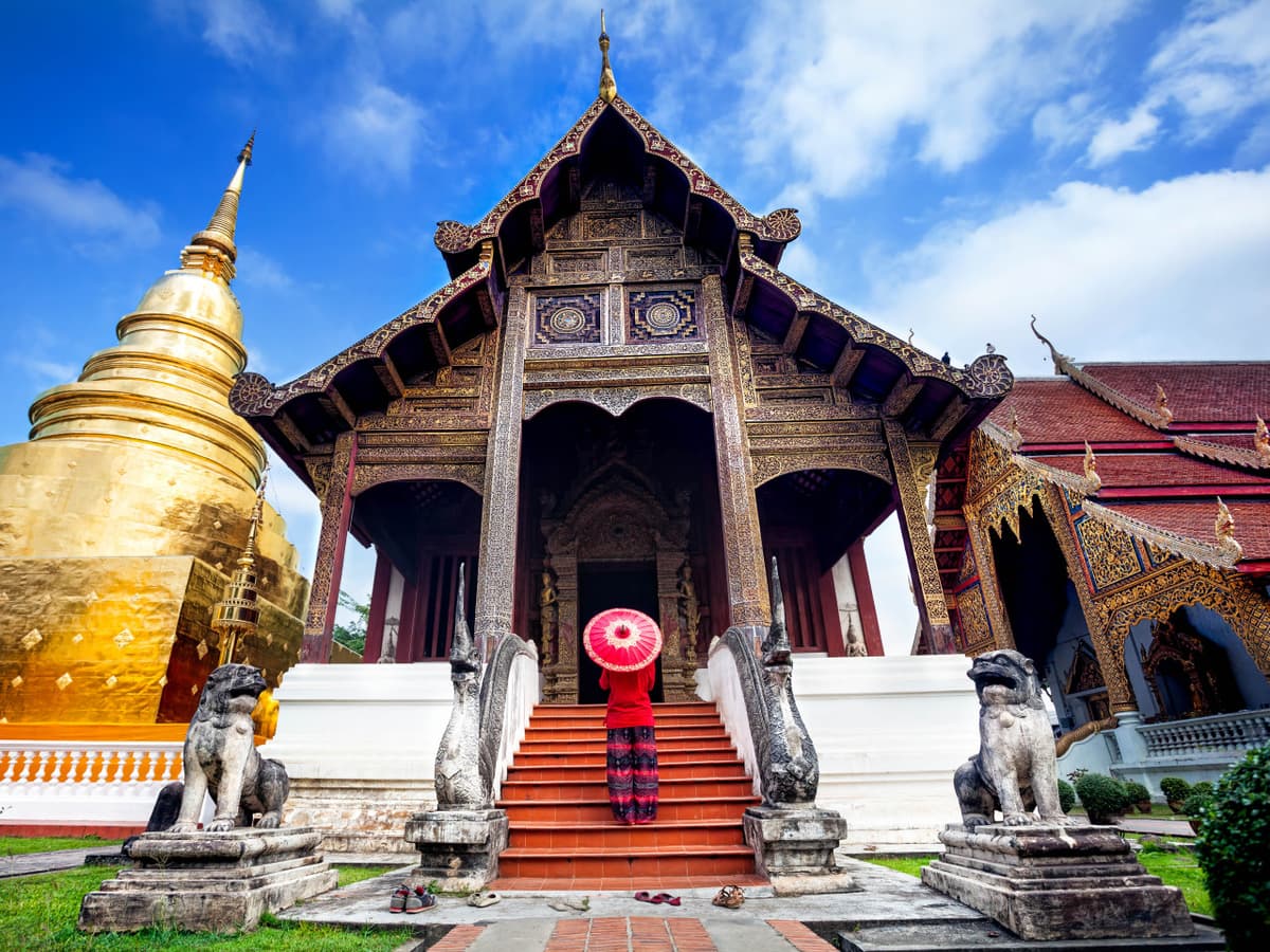 Chiang Mai Old City and Temples Walking Tour
