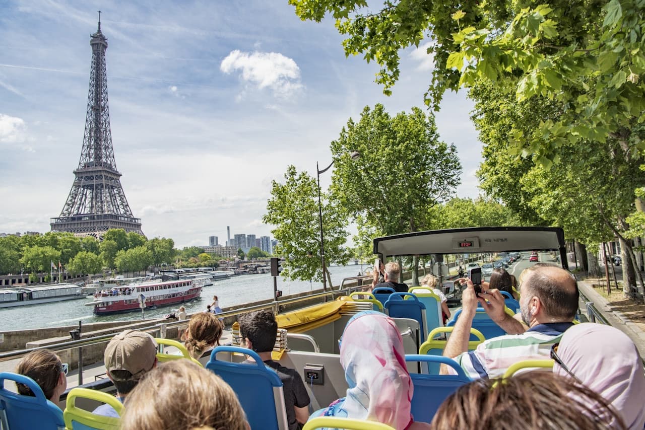 Tootbus Paris Hop-on Hop-off Bus Tour