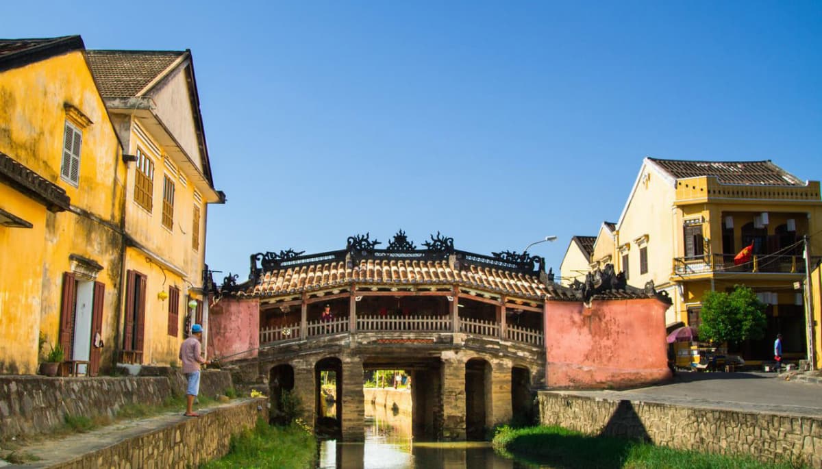 Hoi An Ancient Town Walking Tour from Da Nang