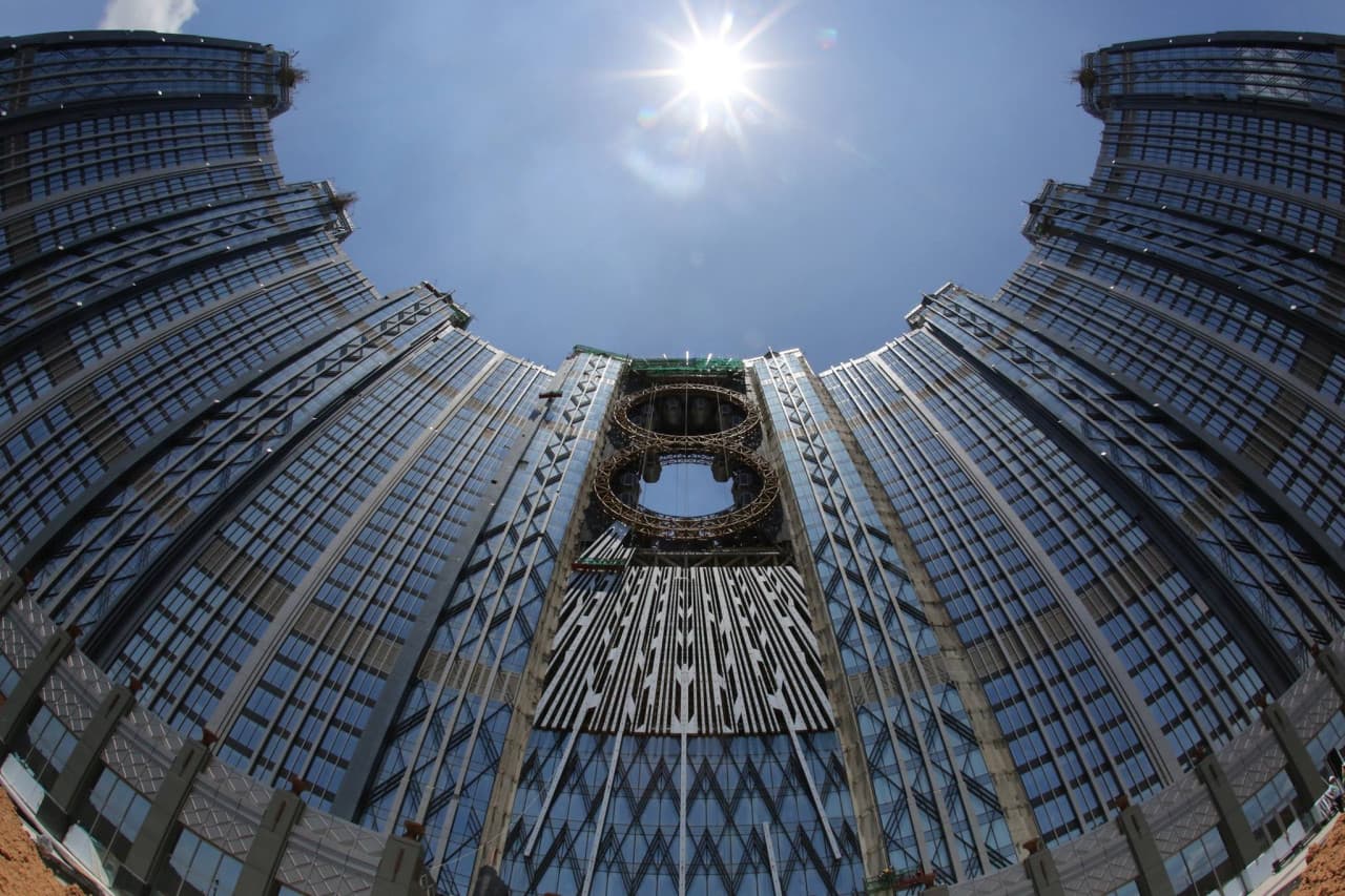 Studio City Macau Golden Reel Ferris Wheel