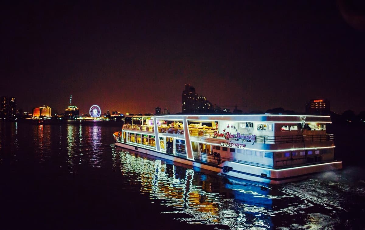 Chao Phraya Dinner Cruise aboard River Star Princess
