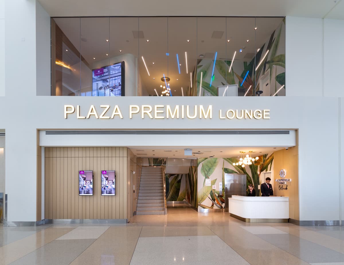 Plaza Premium Lounge - Orlando International Airport Terminal C