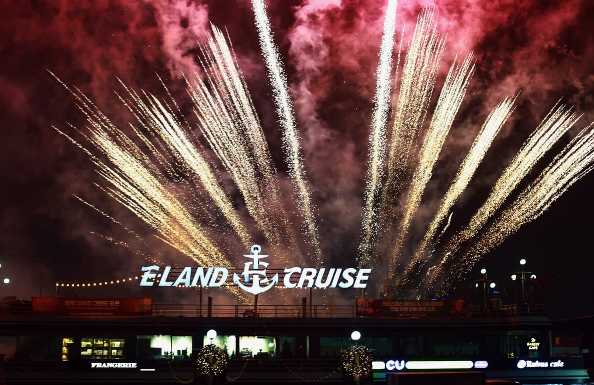 Han River E-land Cruise