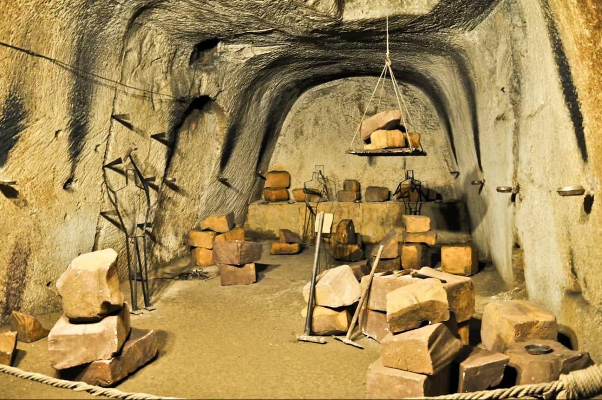 Naples Underground Guided Tour