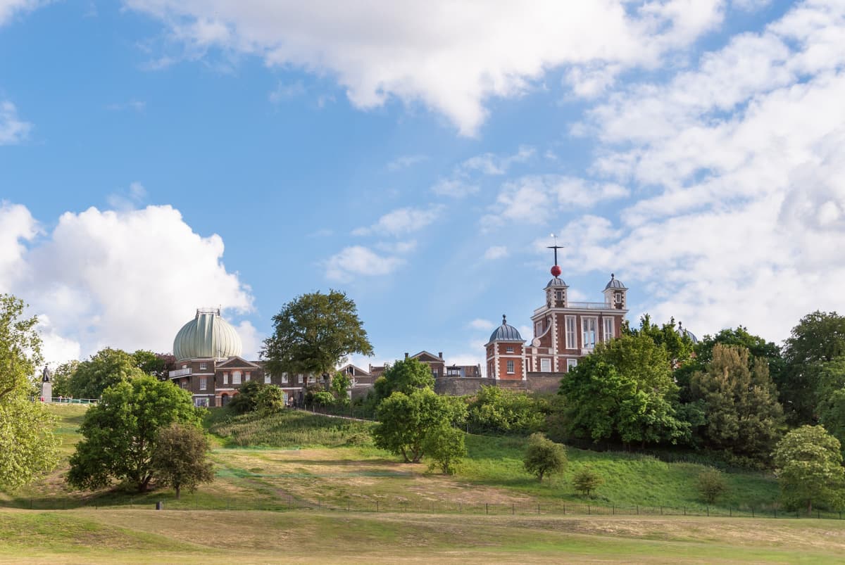 Leeds Castle, Canterbury, Dover, and Greenwich Tour from London