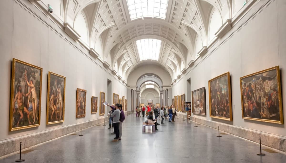 Madrid Highlights Tour with Prado Museum and Royal Palace Skip-the-Line Admission