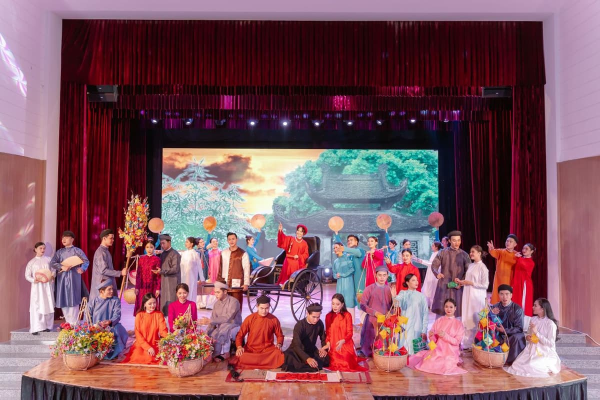 Ao Dai Show in Da Nang