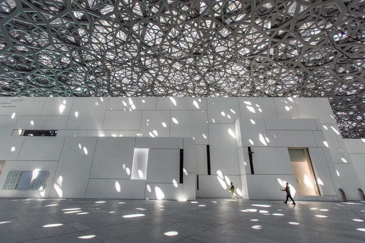 COMBO: The National Aquarium + Louvre Abu Dhabi Tickets