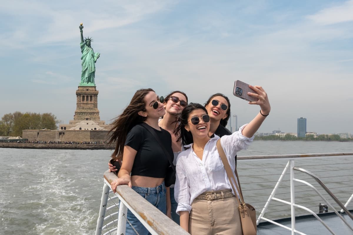 Official Statue of Liberty & Ellis Island Admission Ticket + Roundtrip Ferry by Statue City Cruises
