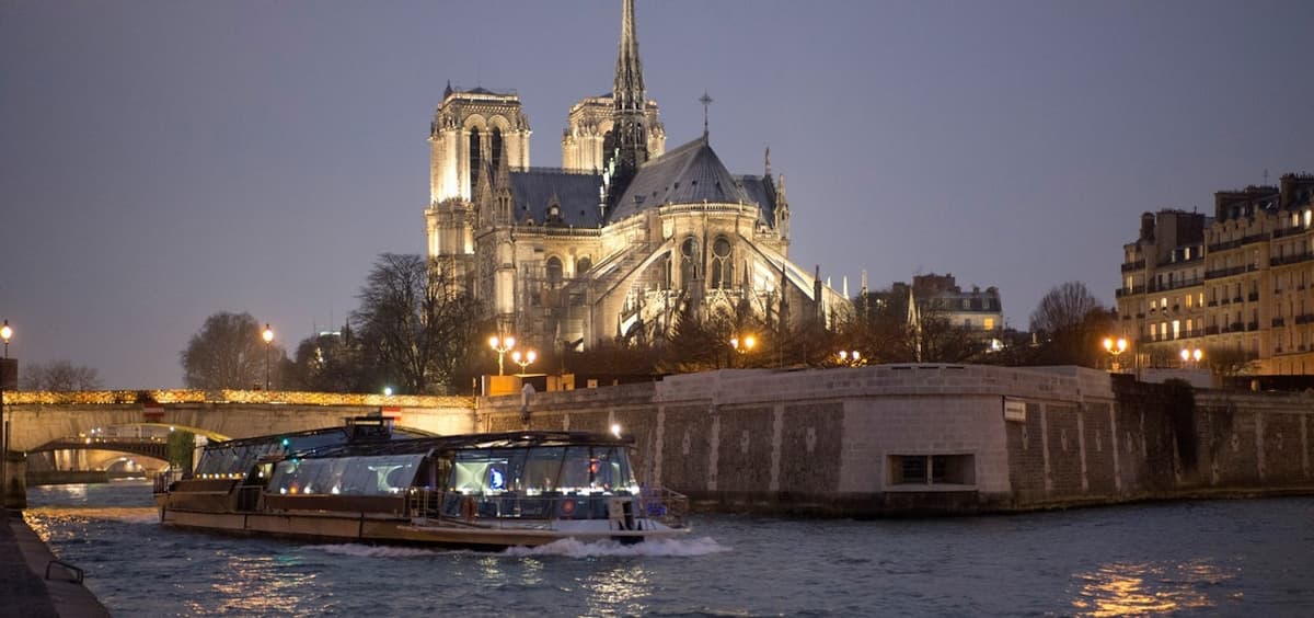 Bateaux Parisiens - Seine River Gourmet Cruise