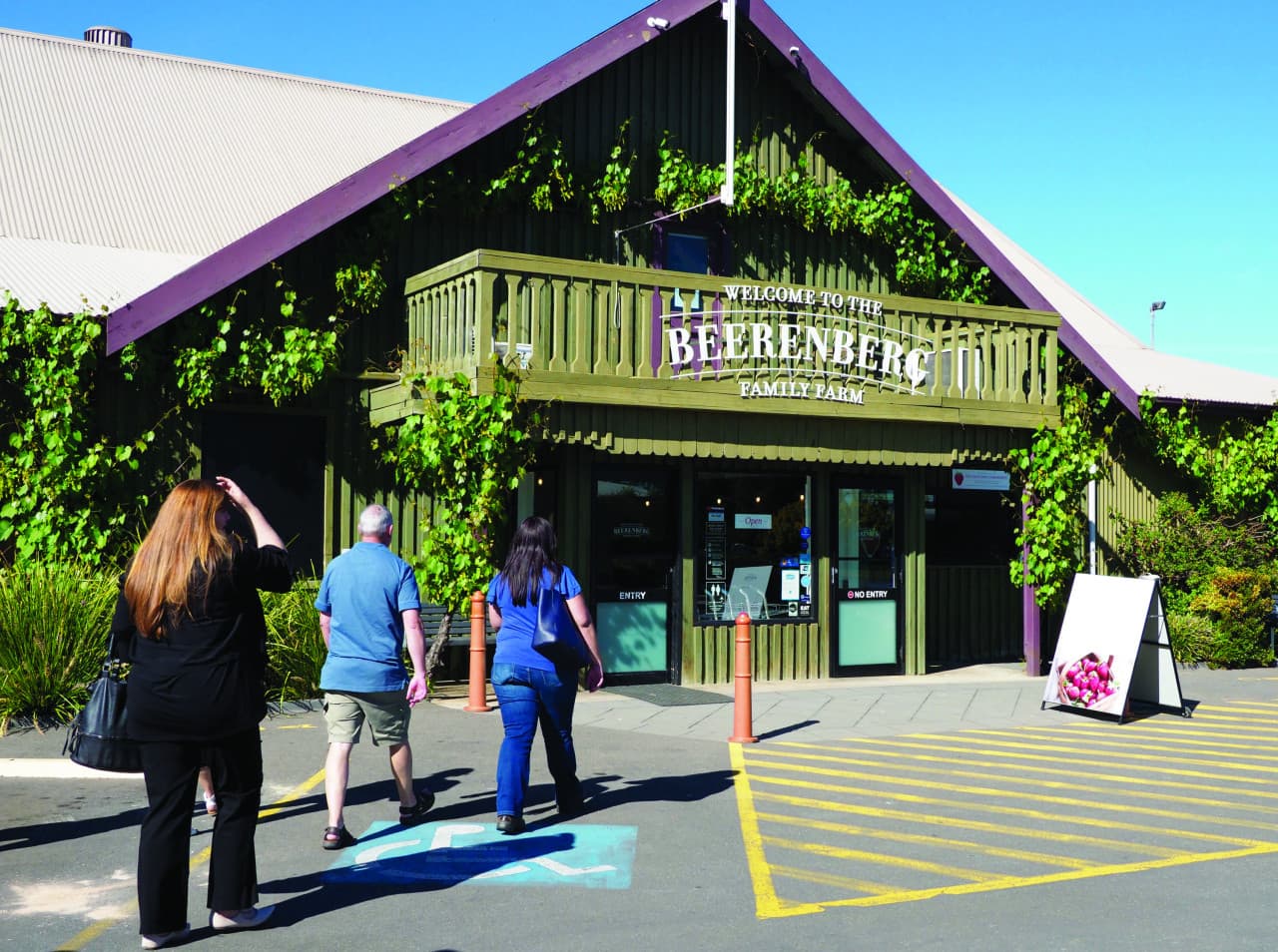 Adelaide Hills and Hahndorf Tour