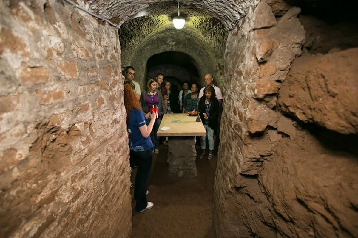 Rome Underground Tour: Capuchin Crypts, Christian Catacombs, Basilica of San Martino ai Monti