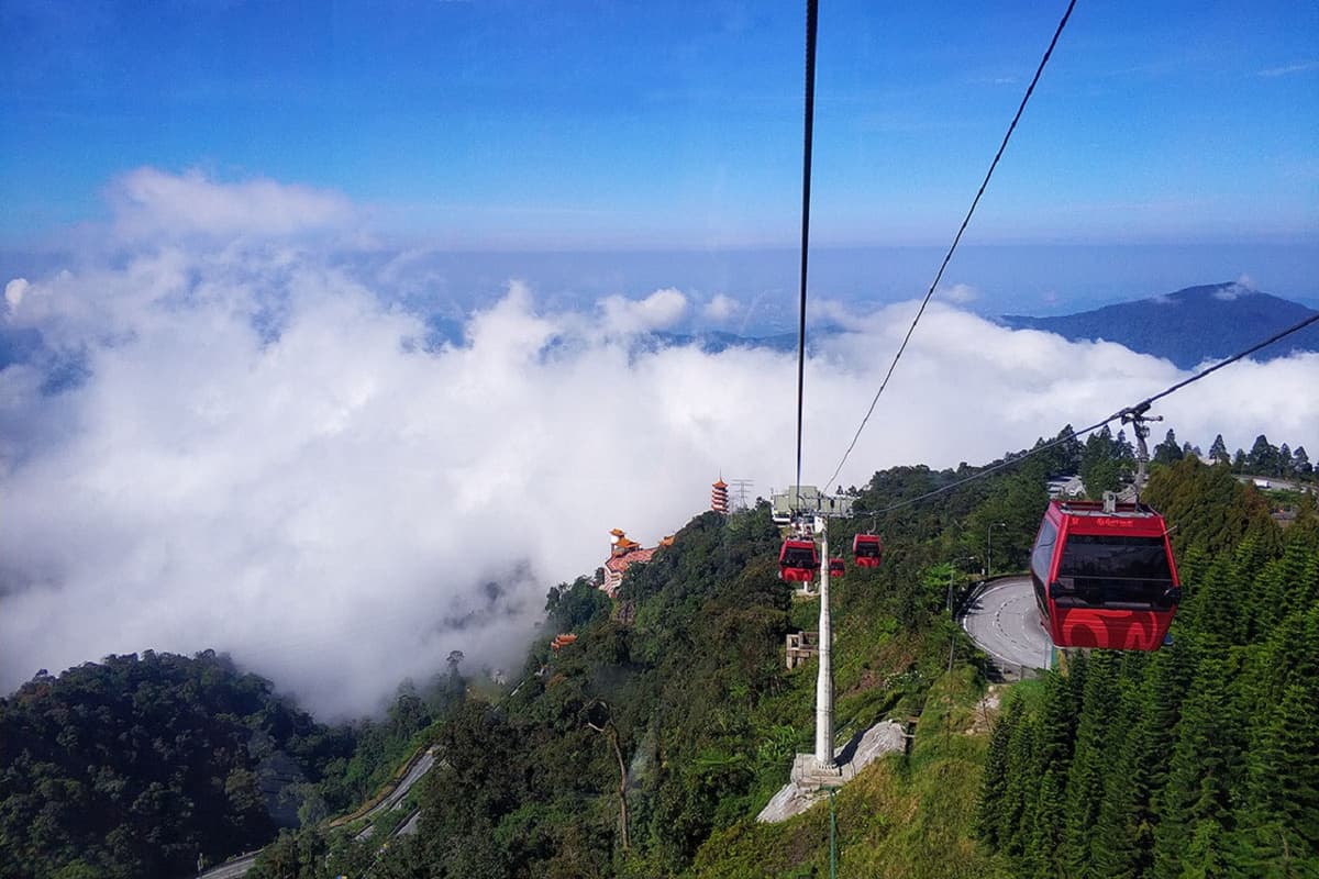 Genting Highlands and Batu Caves Full-Day Tour from Kuala Lumpur
