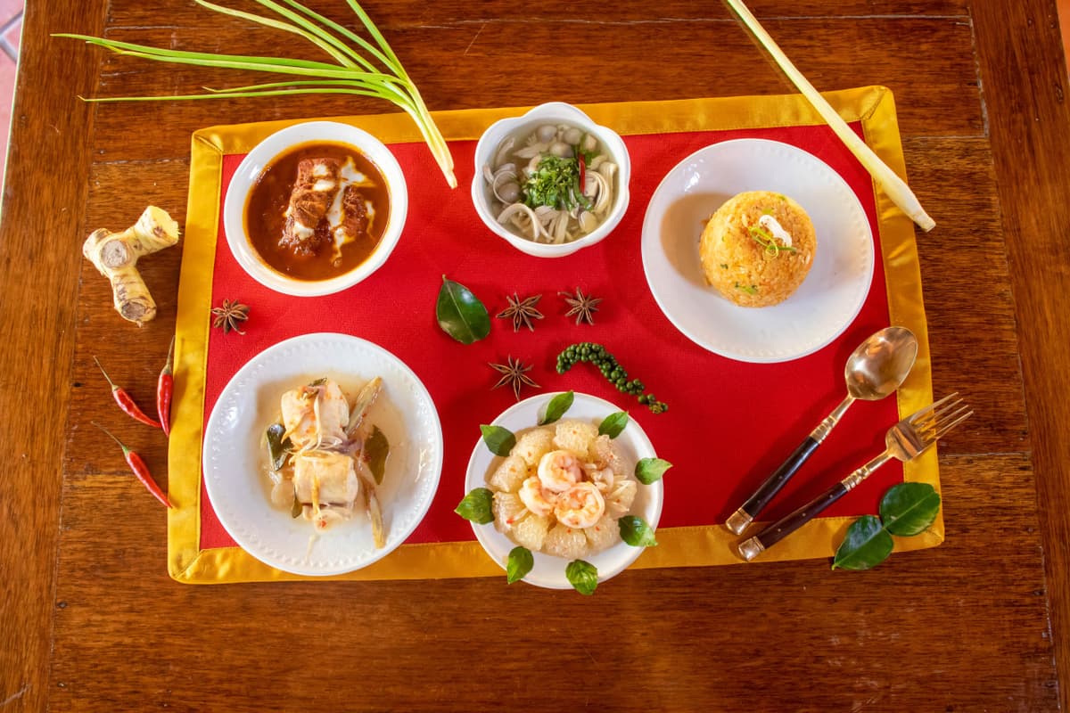 Apsara Theatre Show with Dinner