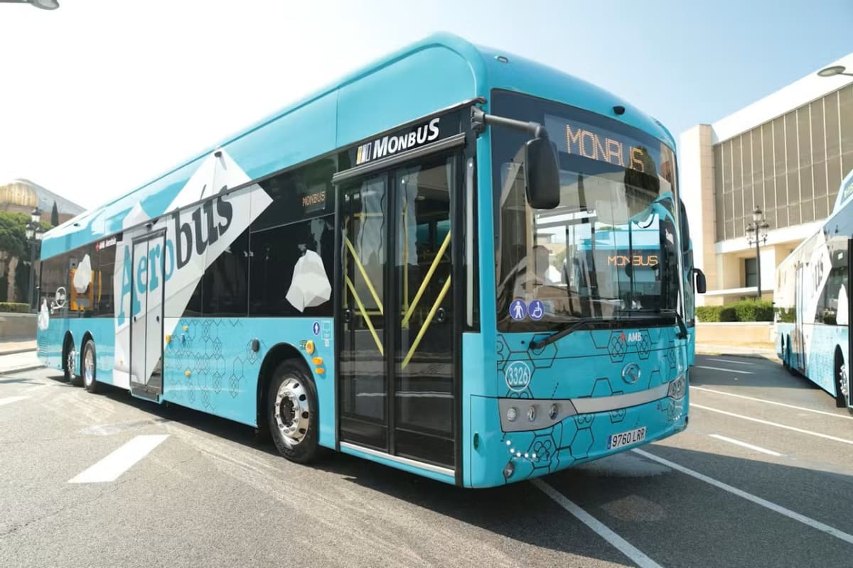 Aerobús Barcelona: Transfer Between Airport & City Center