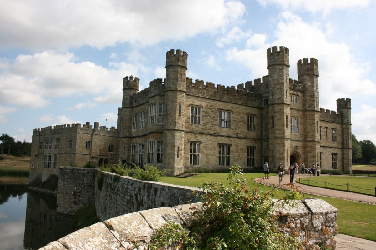 Leeds Castle, Canterbury, Dover and Greenwich Tour