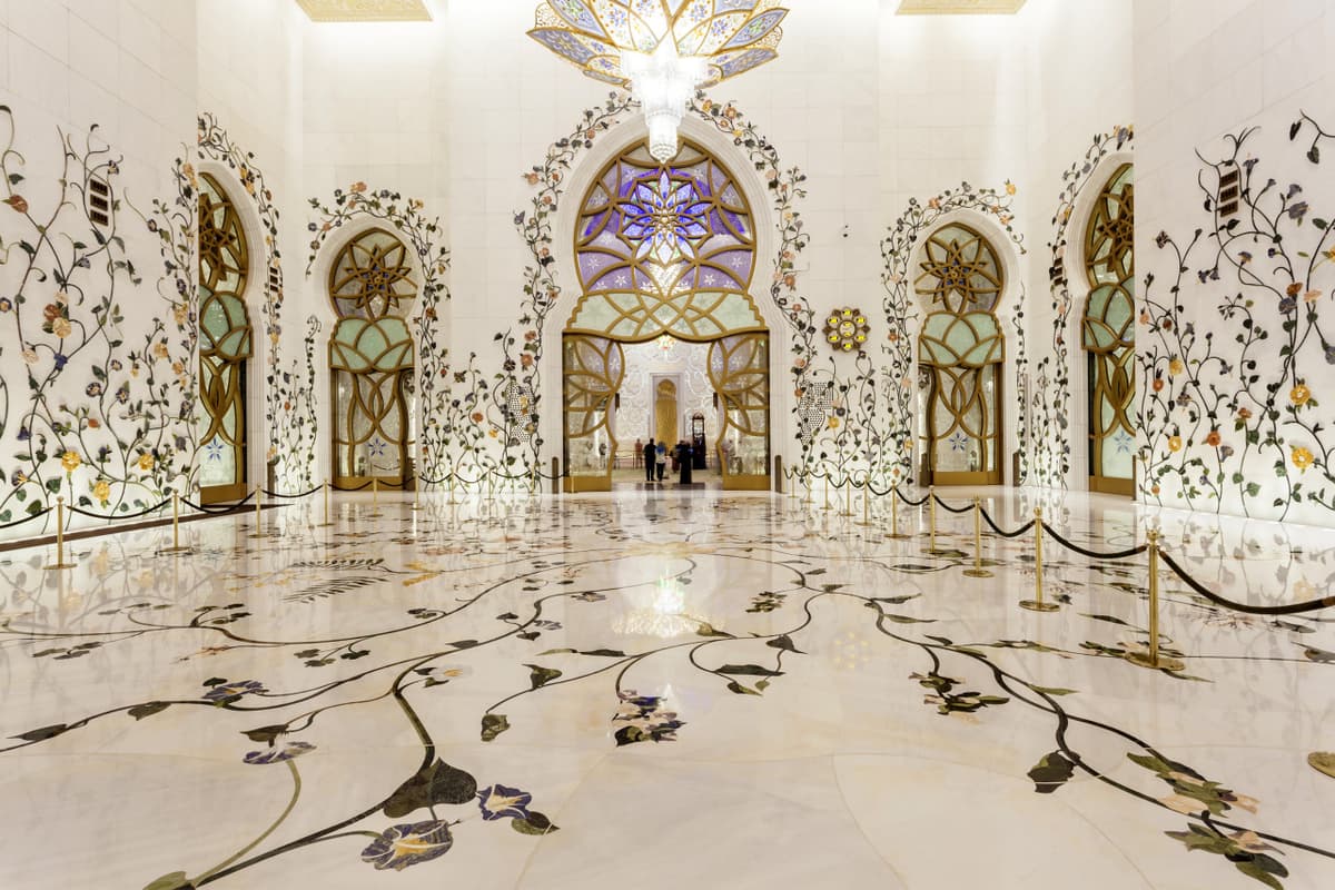 Sheikh Zayed Grand Mosque Tour from Dubai