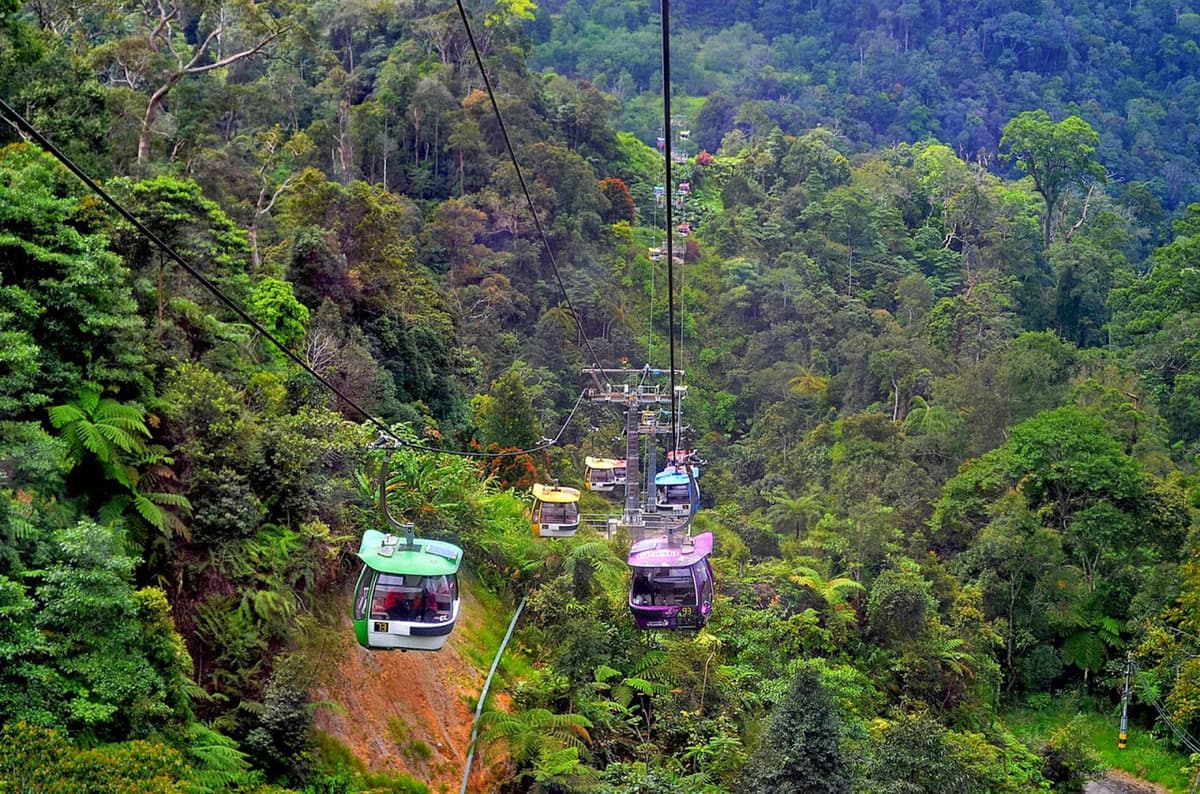 COMBO: Eufloria Gardens & Sculpture Park + Genting Skyway Tickets