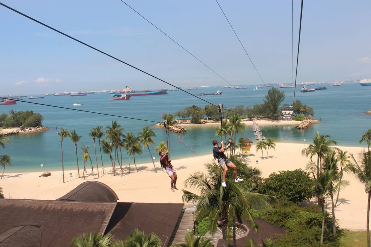 COMBO: Singapore Cable Car + MegaZip at Mega Adventure Park