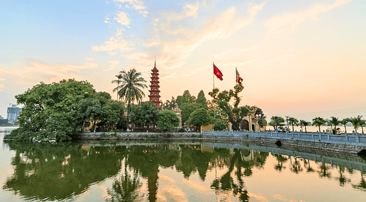 Hanoi Full-Day City Tour with Water Puppet Show