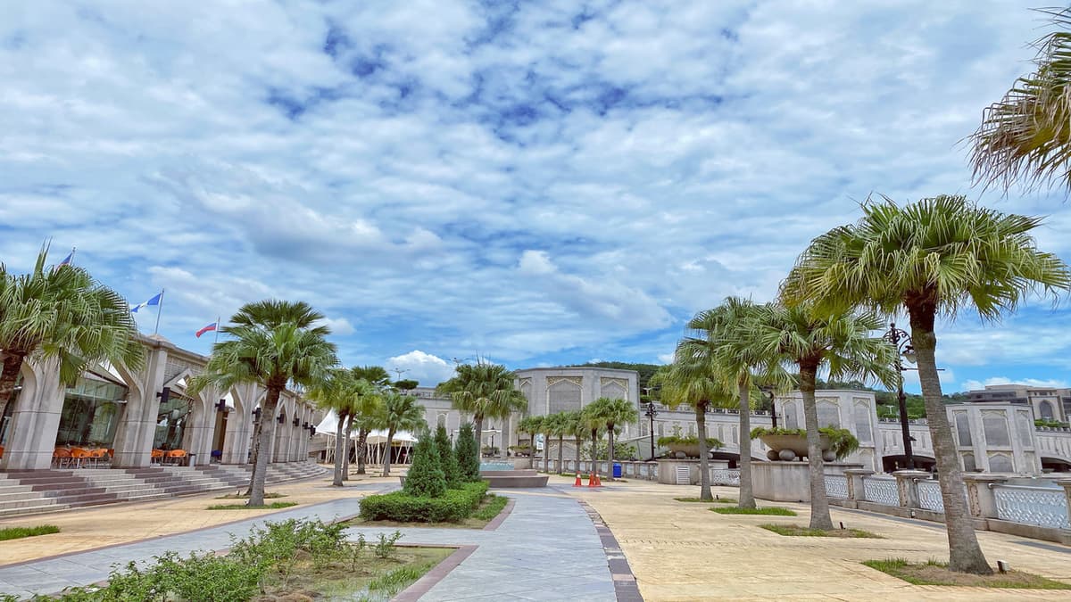 Putrajaya River Cruise and City Tour from Kuala Lumpur