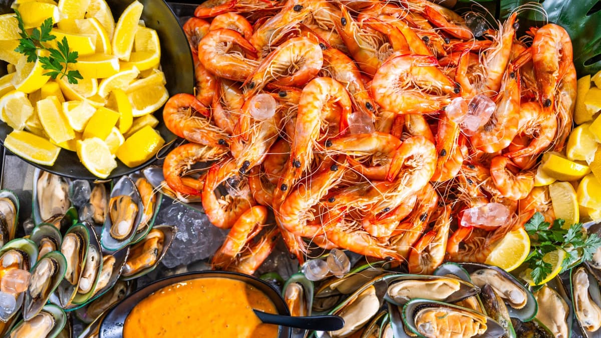 Gold Coast Sea World Cruises Buffet Lunch Cruise departing from Surfers Paradise