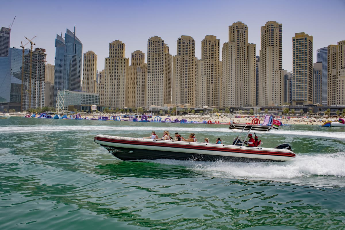 Dubai Speedboat Tour: Atlantis, The Palm, and Burj Al Arab