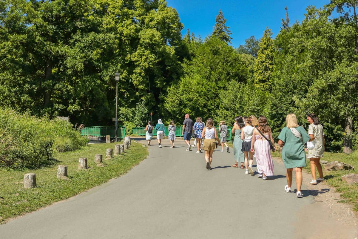 Giverny: Impressionist Day Trip from Paris with Audio Guide