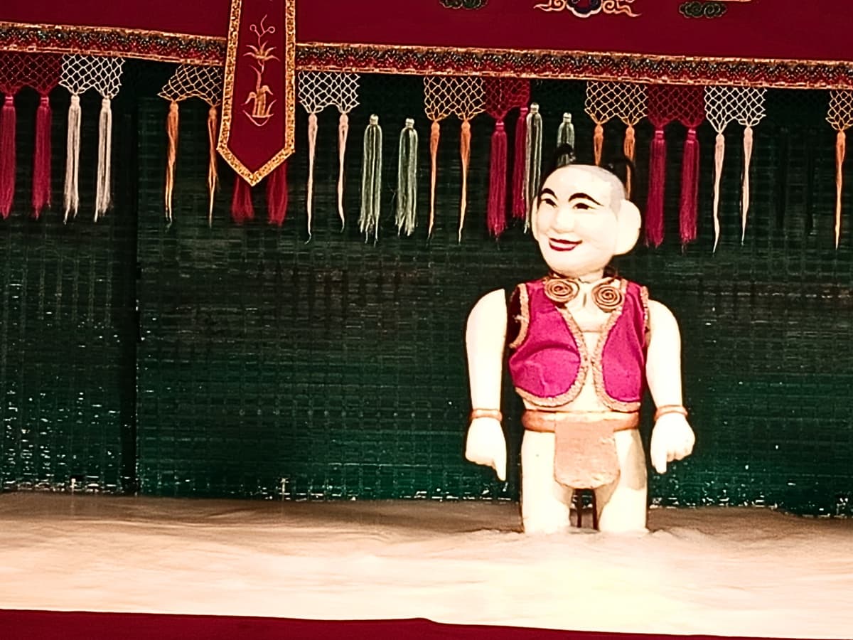 Golden Dragon Water Puppet Show