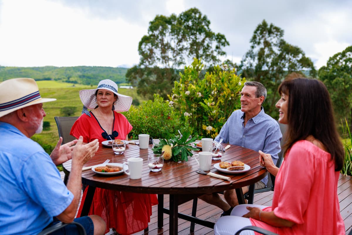 Australian Outback Food and Wine Tasting Tour from Cairns and Northern Beaches