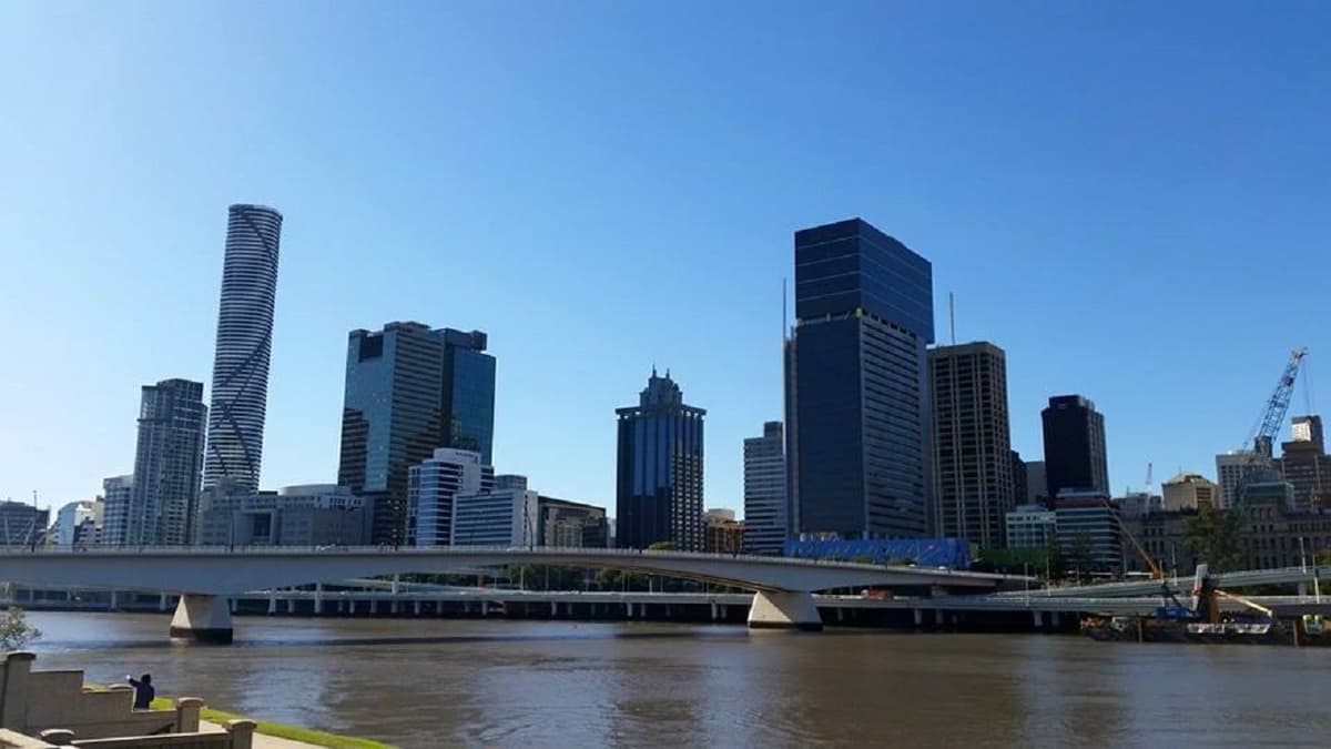 Brisbane City Tour with Beer Tasting and River Cruise