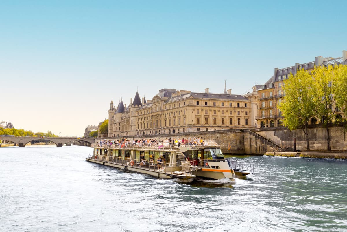 Seine River Cruise by Bateaux Parisiens – Departing from the Eiffel Tower