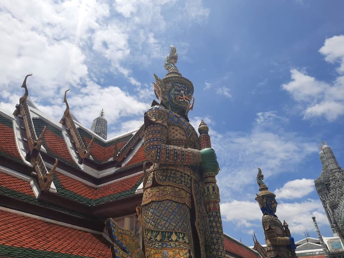 Grand Palace and Wat Phra Kaew Walking Tour