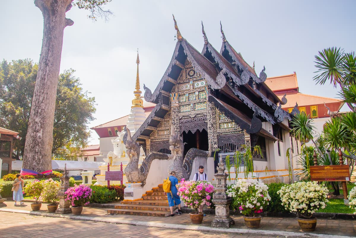 Chiang Mai Old City and Temples Walking Tour