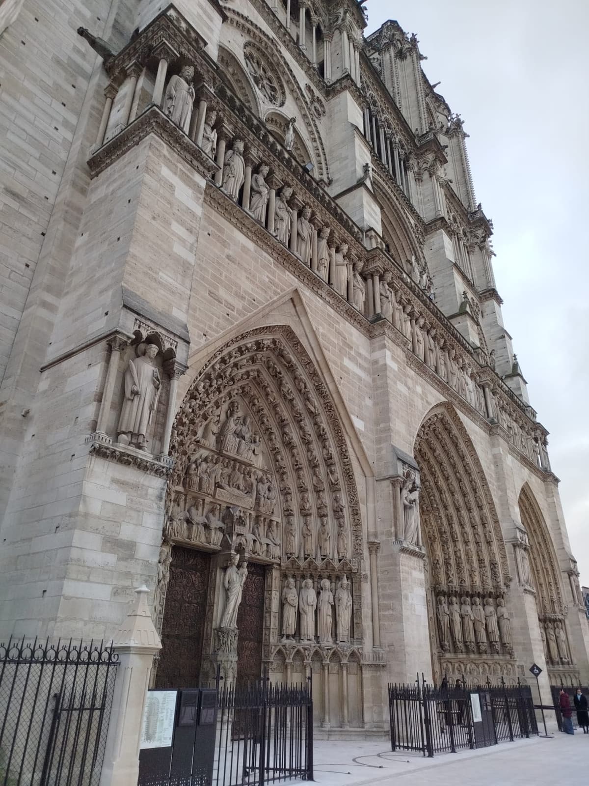 Notre Dame Cathedral Neighbourhood Guided Walking Tour