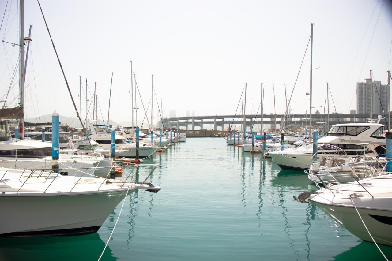 Busan City Tour, Yacht Cruise, and Blueline Park Sky Capsule