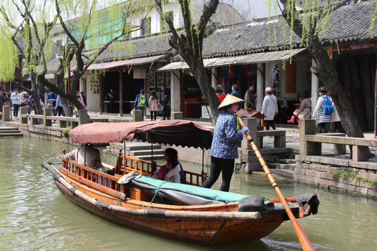 Suzhou City and Zhouzhuang Water Village Tour