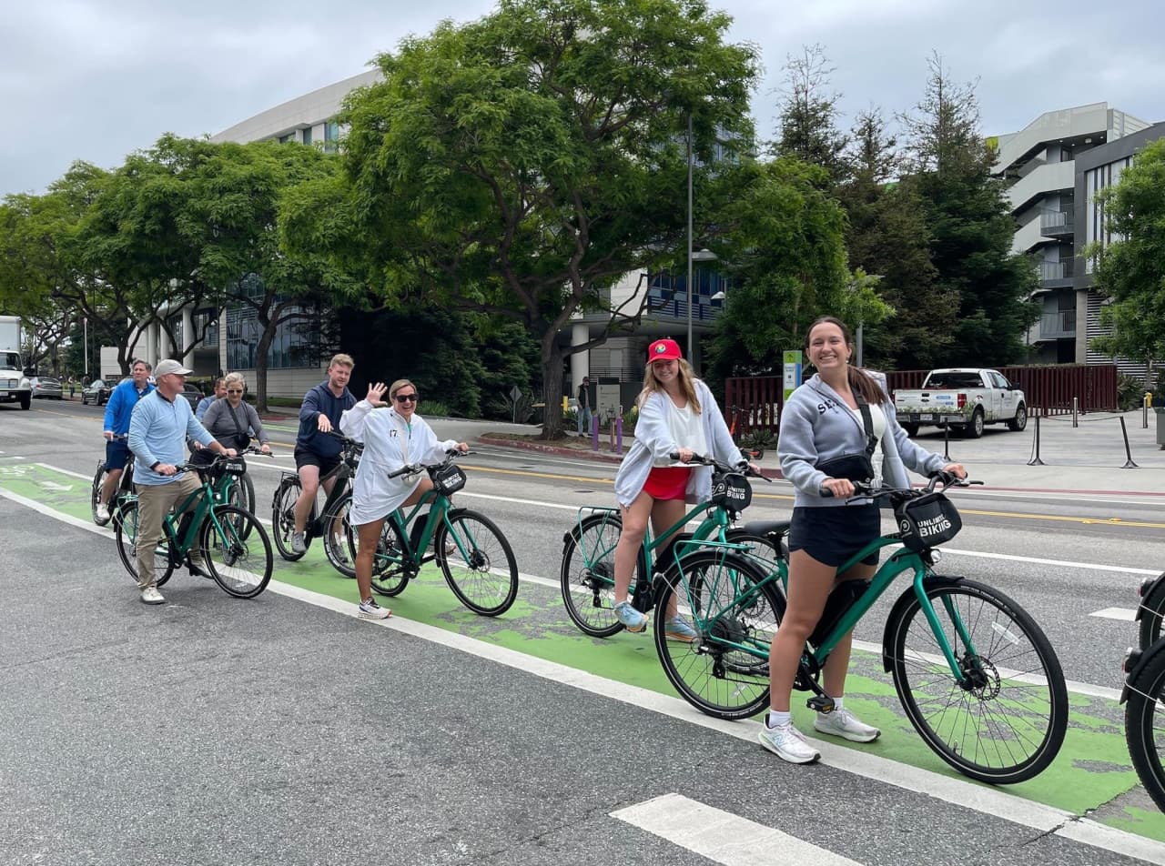 Los Angeles Bike Rental in Santa Monica Beach