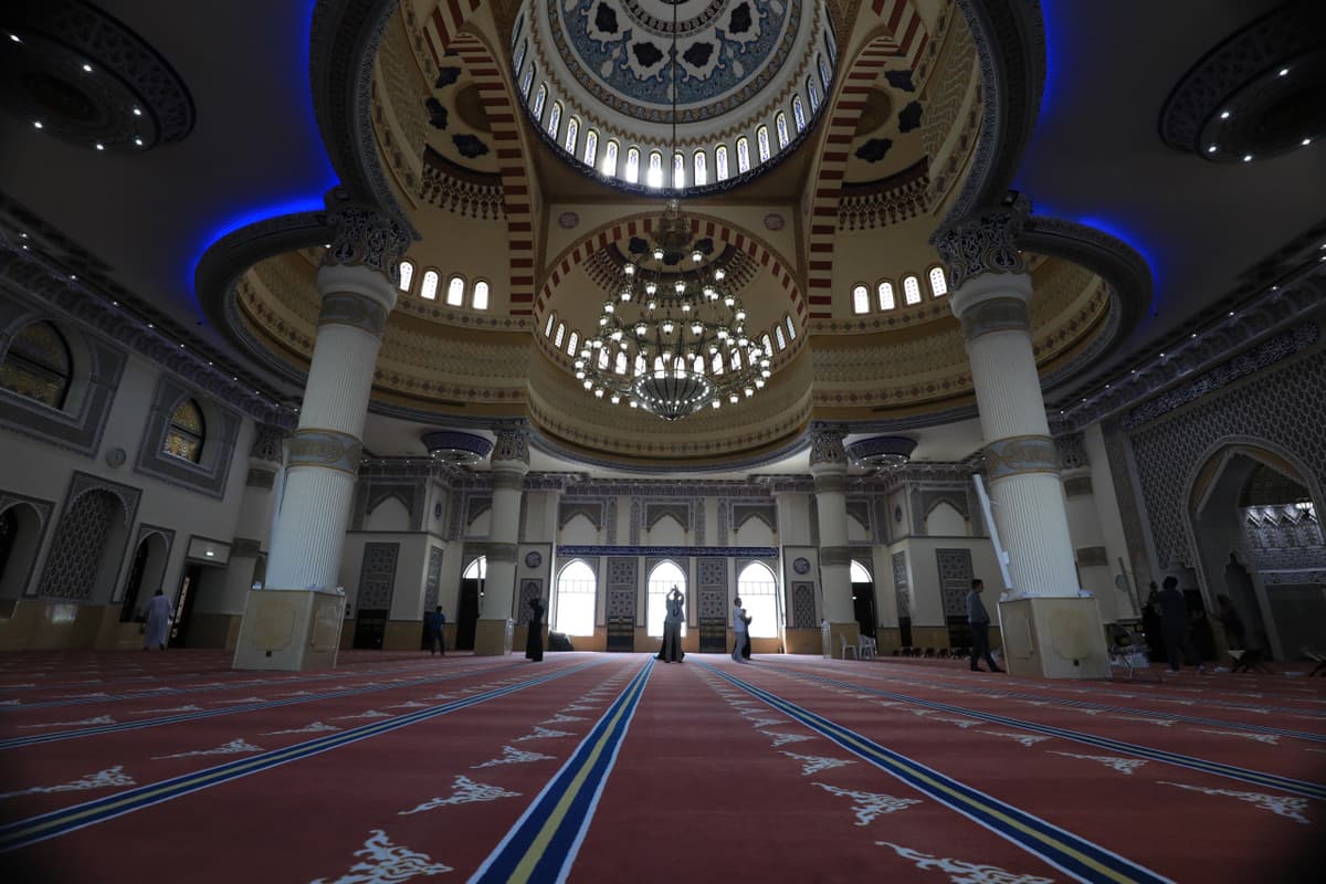 Dubai City Tour with Blue Mosque and Al Khayma Heritage House