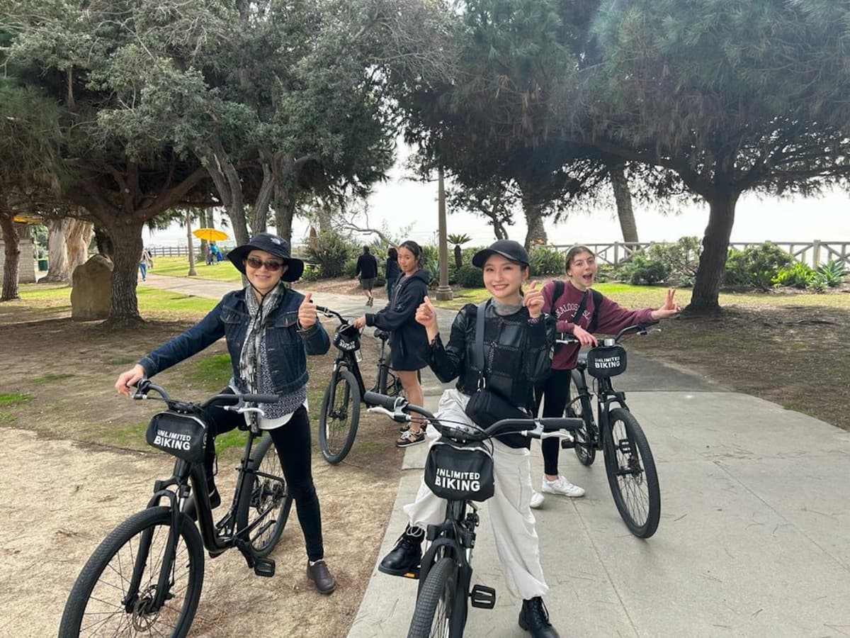 Los Angeles Bike Rental in Santa Monica Beach