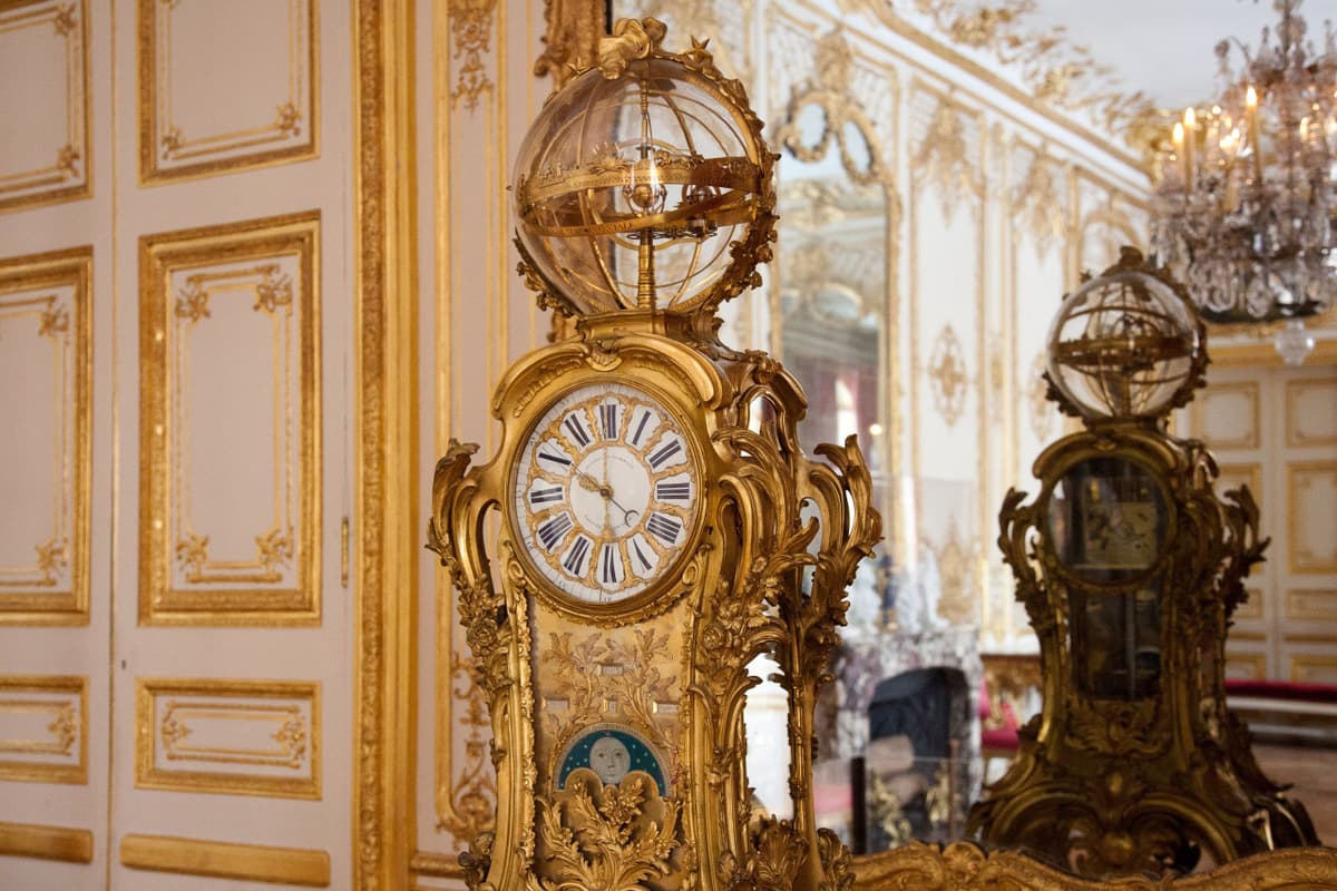 Palace of Versailles Audio-Guided Tour with Round Trip Transfers from Paris