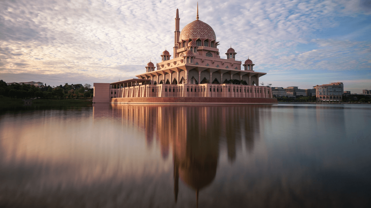 Batu Caves and Kuala Lumpur City Tour with 21 Attractions