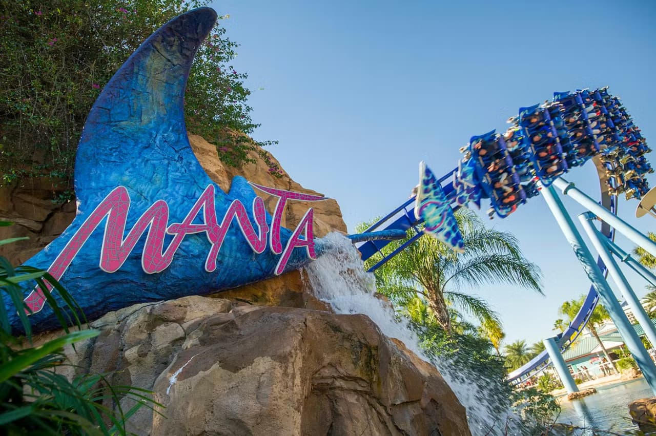 SeaWorld Orlando Ticket: Direct Entry + Optional All-Day Dining Deal + Multi-Park Discount Ticket
