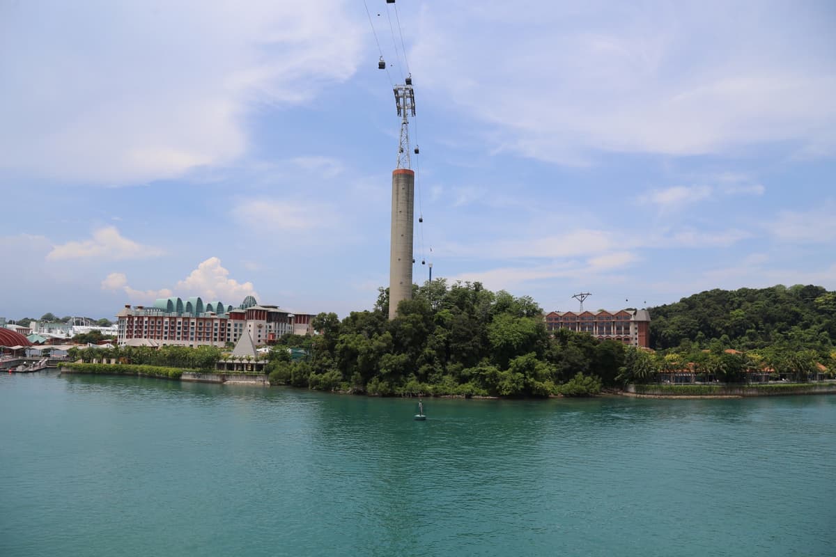 COMBO: Singapore Cable Car + MegaZip at Mega Adventure Park